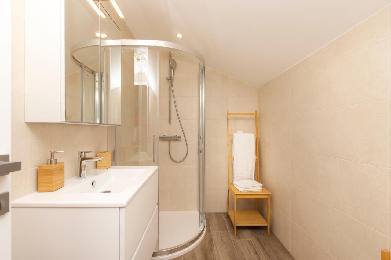 Easy Appartement Mali Lošinj Buitenkant foto